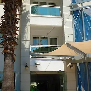 2* Отель Blue Lagoon